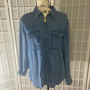 Michael Kors Size Medium Denim Chambray Long Sleeve Shirt